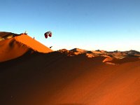 06.014.Namibia : Dünen, Gleitschirmfliegen, Namibia, Natur