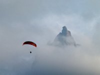 12.003.Seiseralm : Gleitschirmfliegen